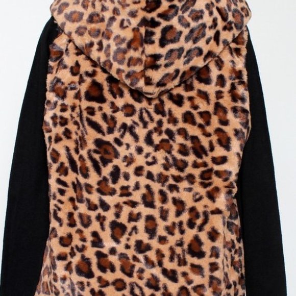 Leopard Faux Fur Hooded Vest - Picture 2 of 4